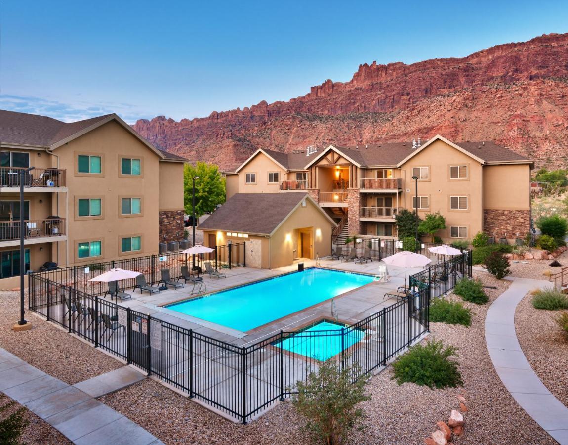 2G New Moab Redcliff Condo, Pool & Hot Tub ภายนอก รูปภาพ